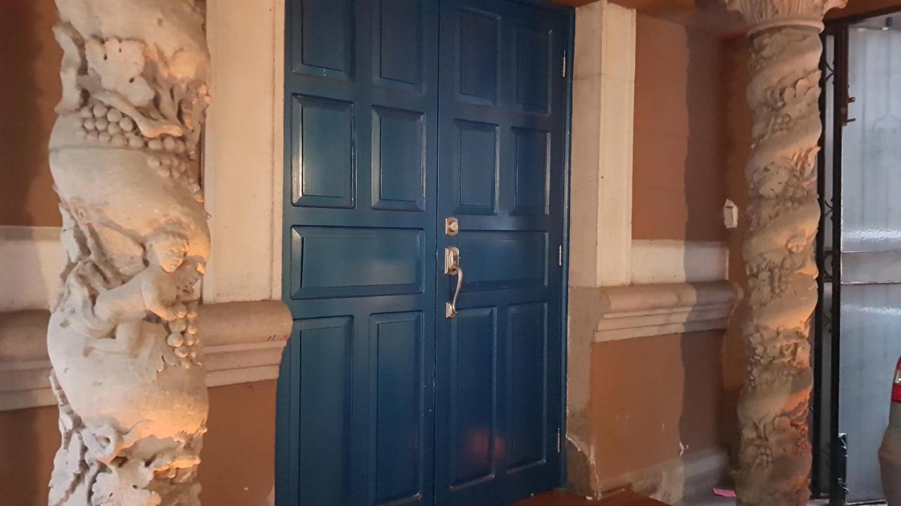 Alloggio in famiglia Private Bedroom And Livingroom